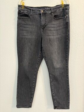 Judy Blue Black Gray Boyfriend Fit Jeans (size 15/32)